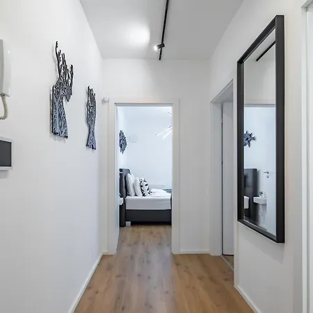 - Luxy - Garage Lägenhet Budapest