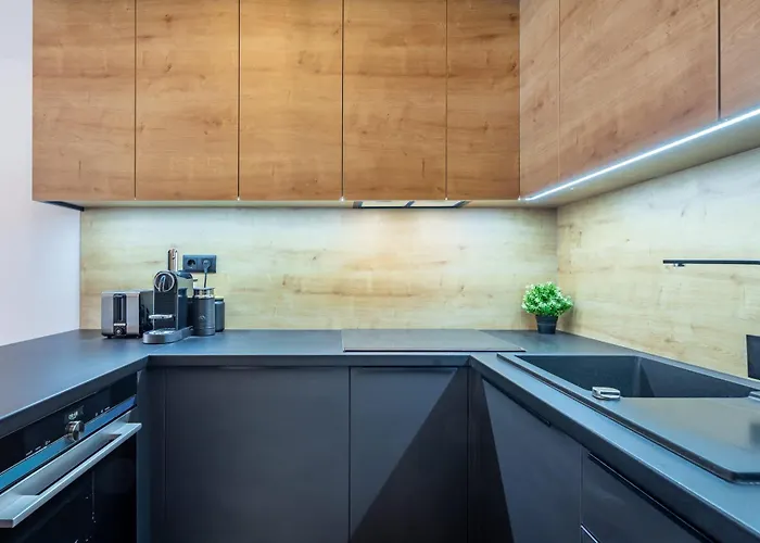 - Luxy - Garage *